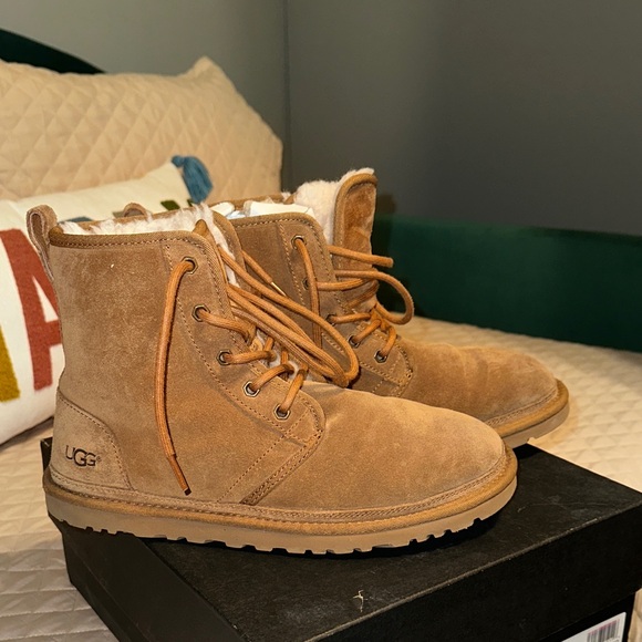 UGG Chestnut Lace-Up Boots Men 9 - Picture 1 of 7